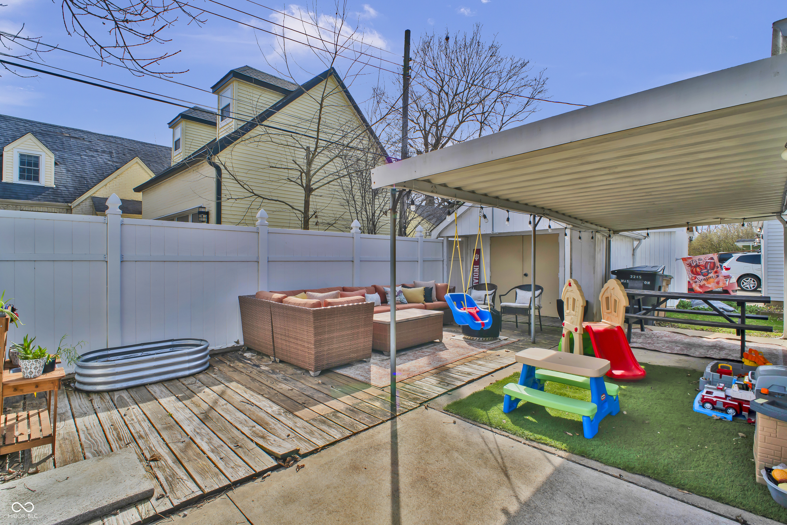2245 Washington Street Columbus, IN 47201 - Photo 41 of 44