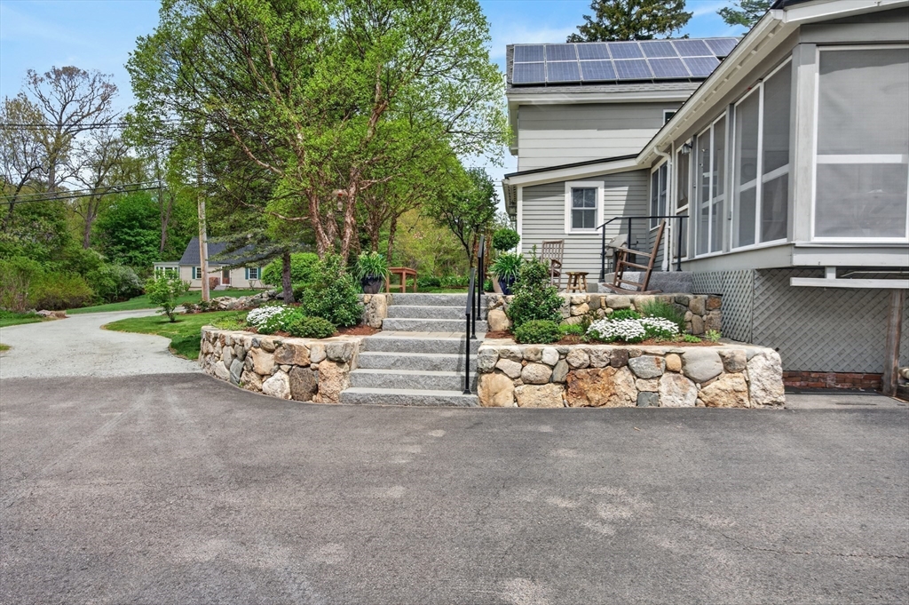 14 Ballardvale Road Andover, MA 01810 - Photo 7 of 42