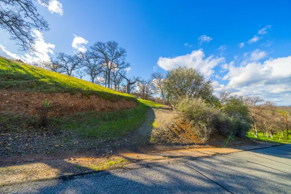 $80,000 | 21300 Meadowgate Drive, Red Bluff, CA 96080