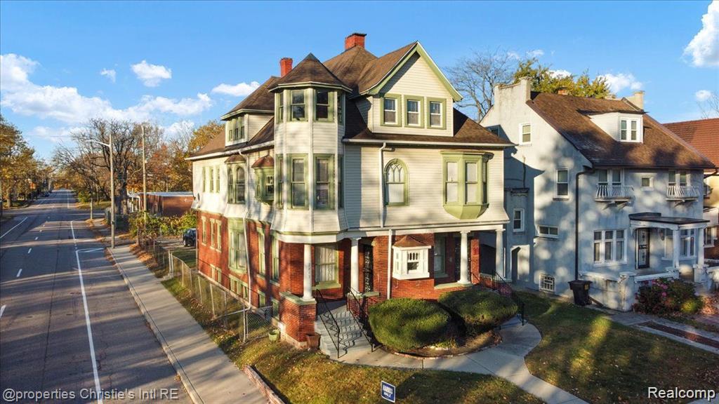 2405 Field Street Detroit, MI 48214 - Photo 1 of 2 GetMedia.ashx-43.jpeg