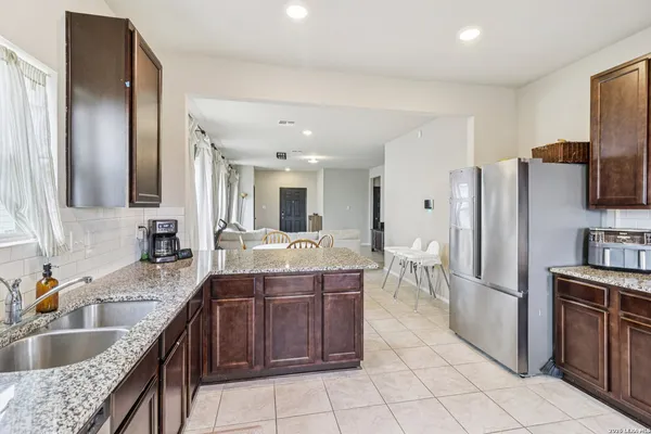 $259,999 | 2505 Dino Drive, Seguin, TX 78155