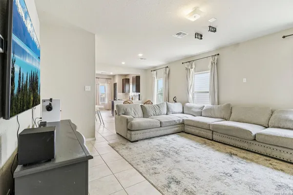 $259,999 | 2505 Dino Drive, Seguin, TX 78155