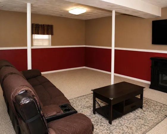 $327,900 | 157 Clubhouse Drive, Roanoke, VA 24019