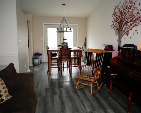 $327,900 | 157 Clubhouse Drive, Roanoke, VA 24019