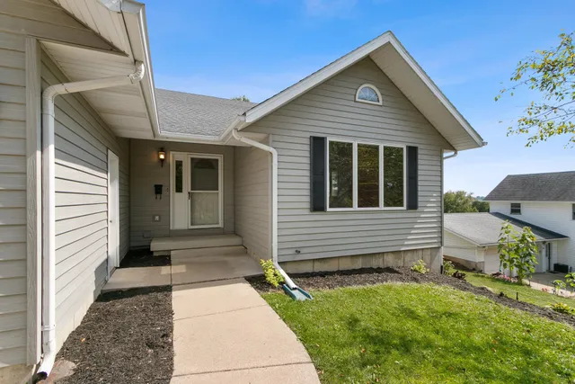 $399,000 | 414 South Wisconsin Street, Mineral Point, WI 53565