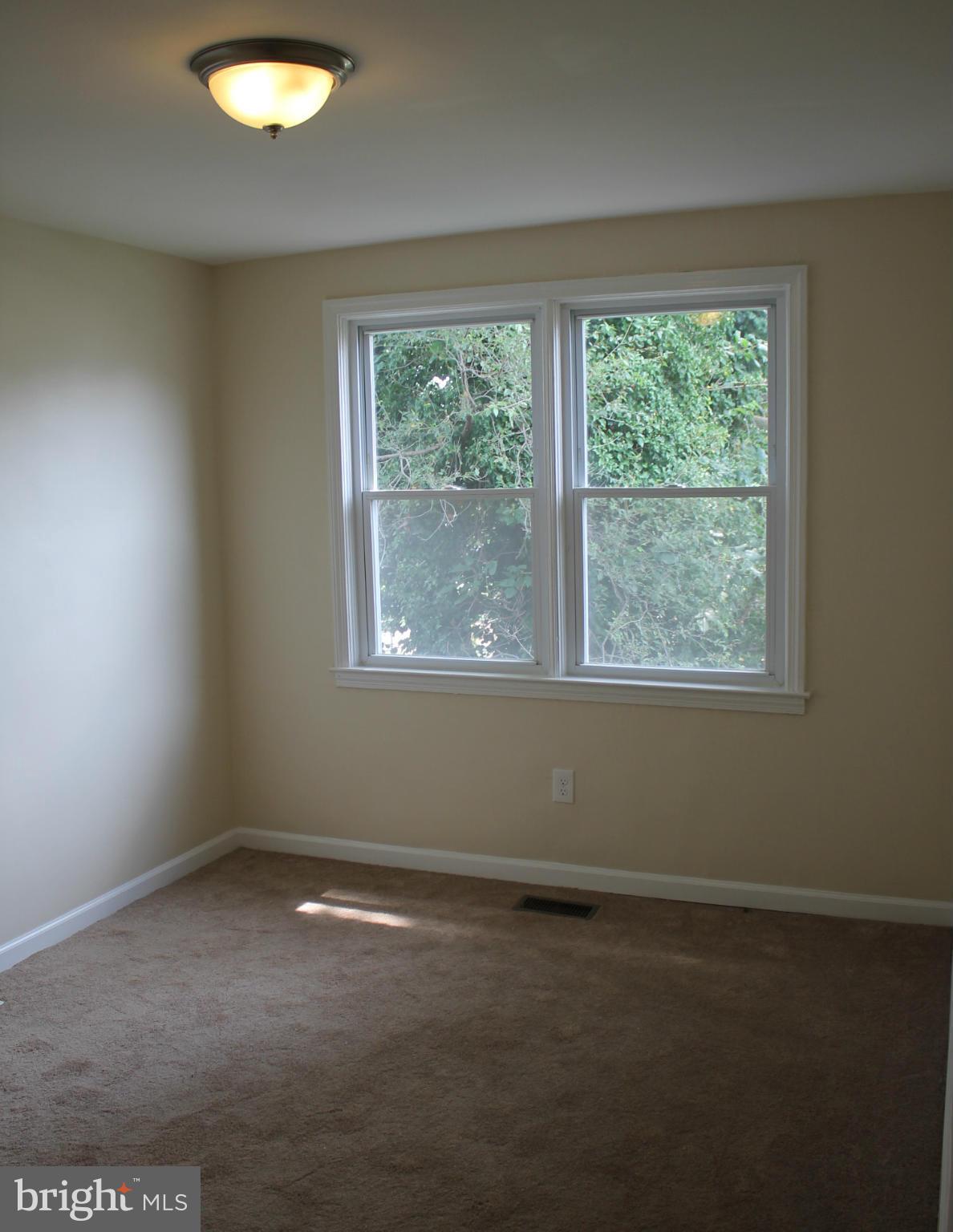 4229 Flowerton Road Baltimore, MD 21229 - Photo 14 of 18 Bedroom
