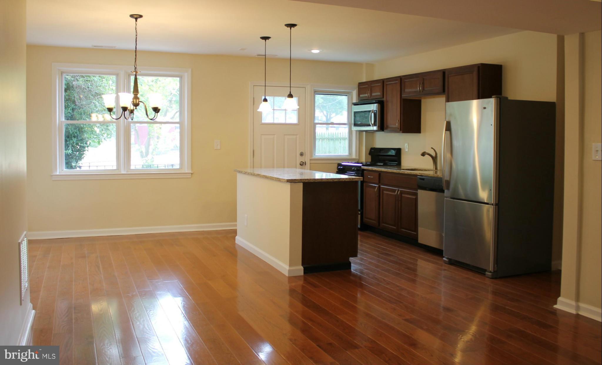 4229 Flowerton Road Baltimore, MD 21229 - Photo 7 of 18 Kitchen