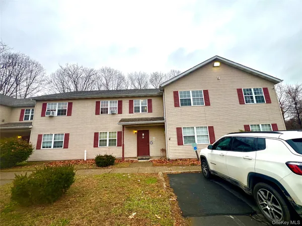 $1,450 | 13-19 Cole Street, Unit B25, Port Jervis, NY 12771