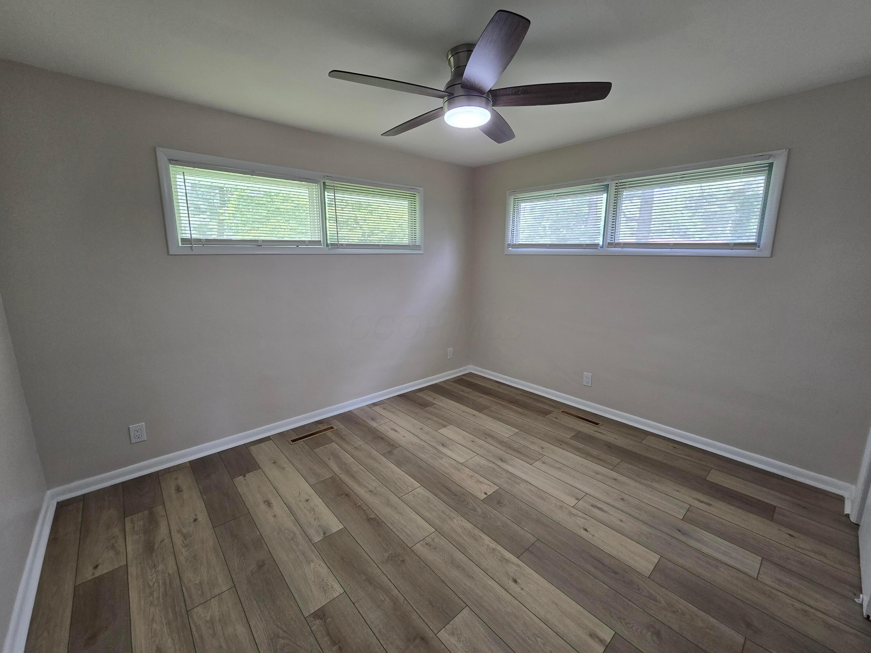106 Sharon Heights Road Southwest Pataskala, OH 43062 - Photo 21 of 43 106 Sharon Hts (16)