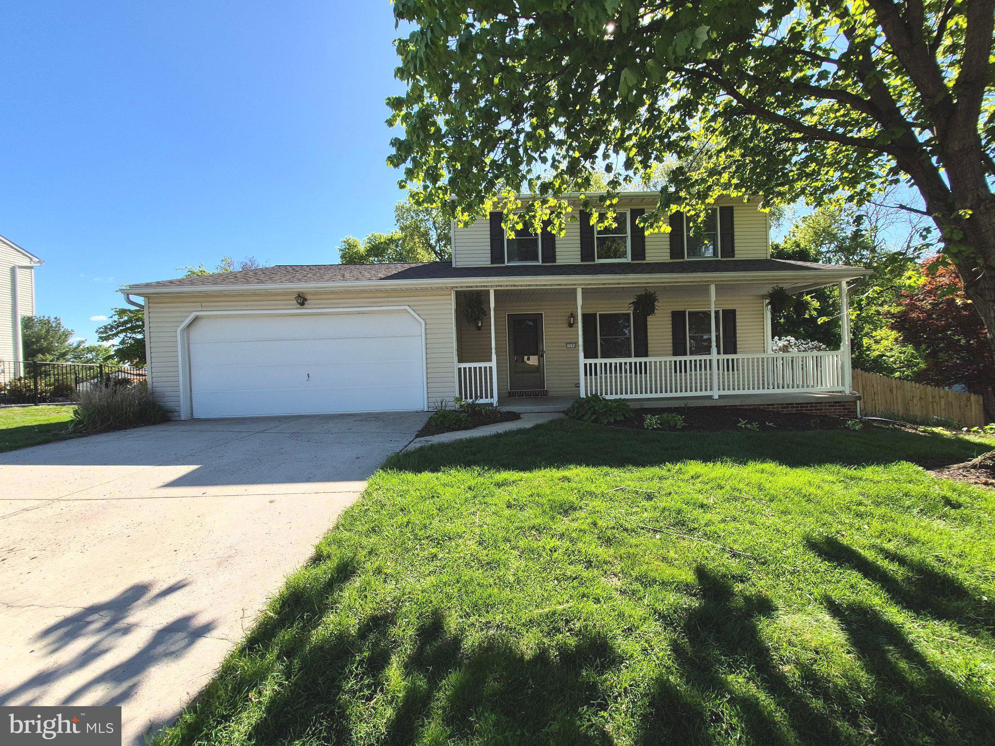 1406 Princeton Road Mechanicsburg, PA 17050 - Photo 2 of 53 front view of house with a yard