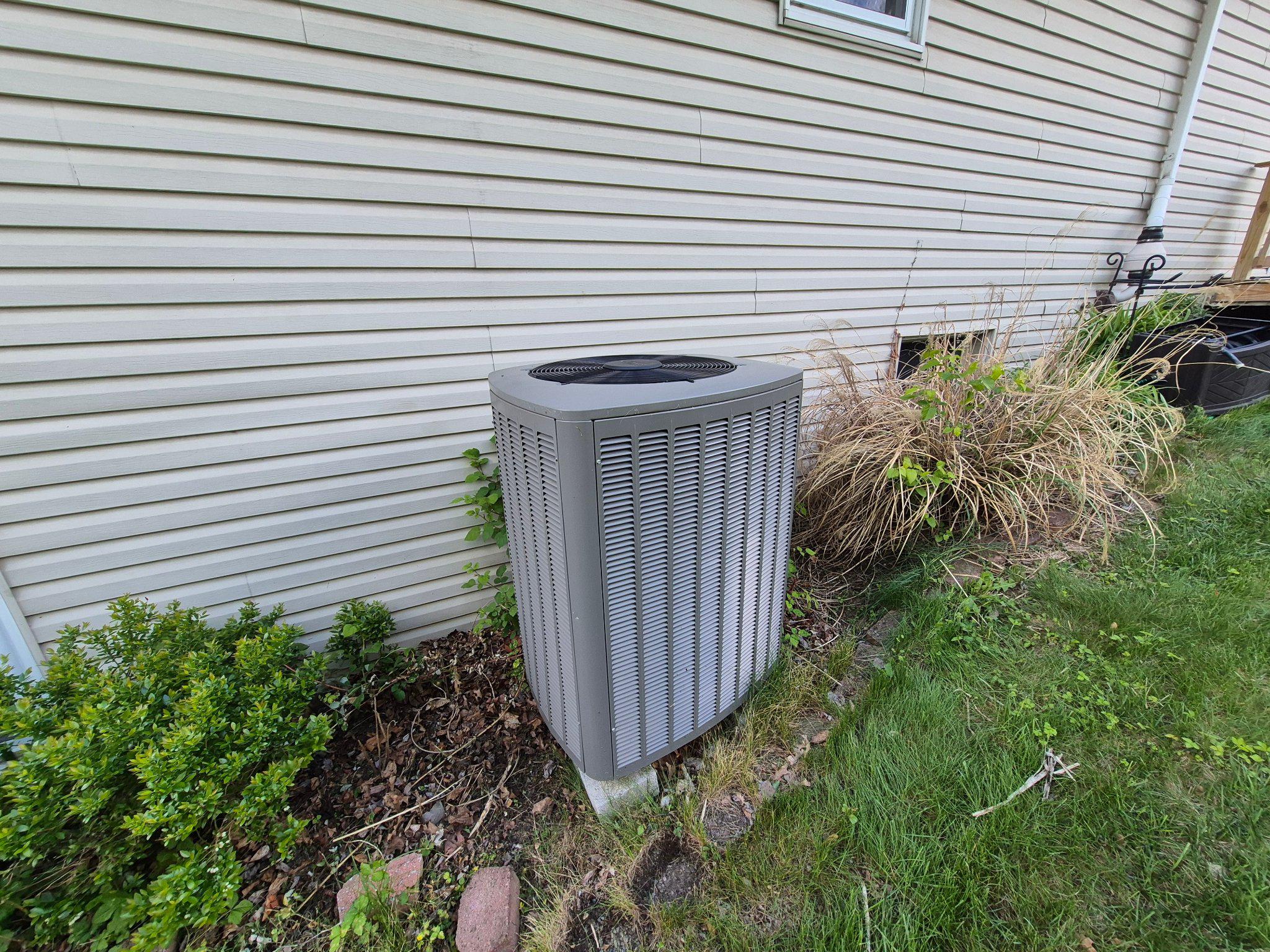 1406 Princeton Road Mechanicsburg, PA 17050 - Photo 47 of 53 Heat Pump