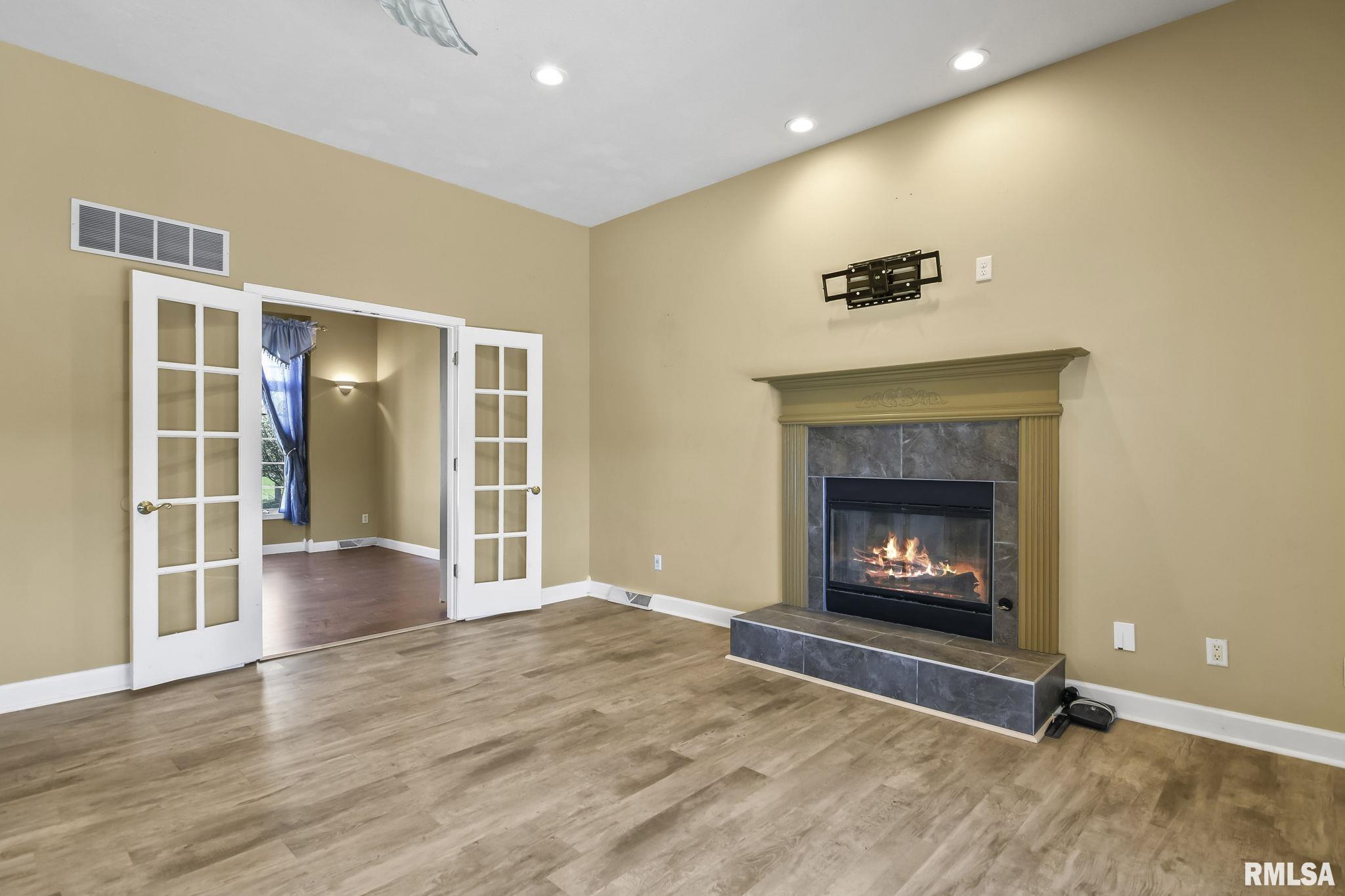 2513 Parsley Lane Springfield, IL 62711 - Photo 13 of 46 Gallery Image 13
