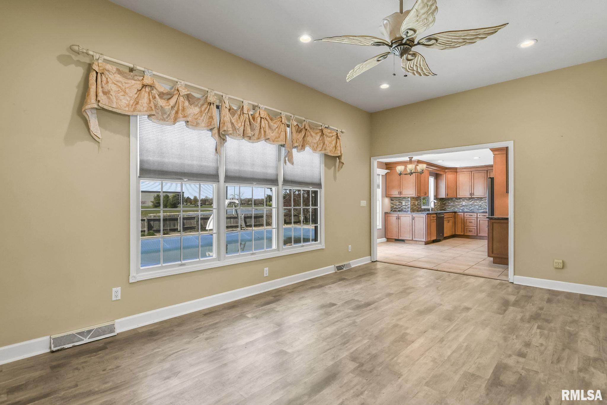 2513 Parsley Lane Springfield, IL 62711 - Photo 15 of 46 Gallery Image 15