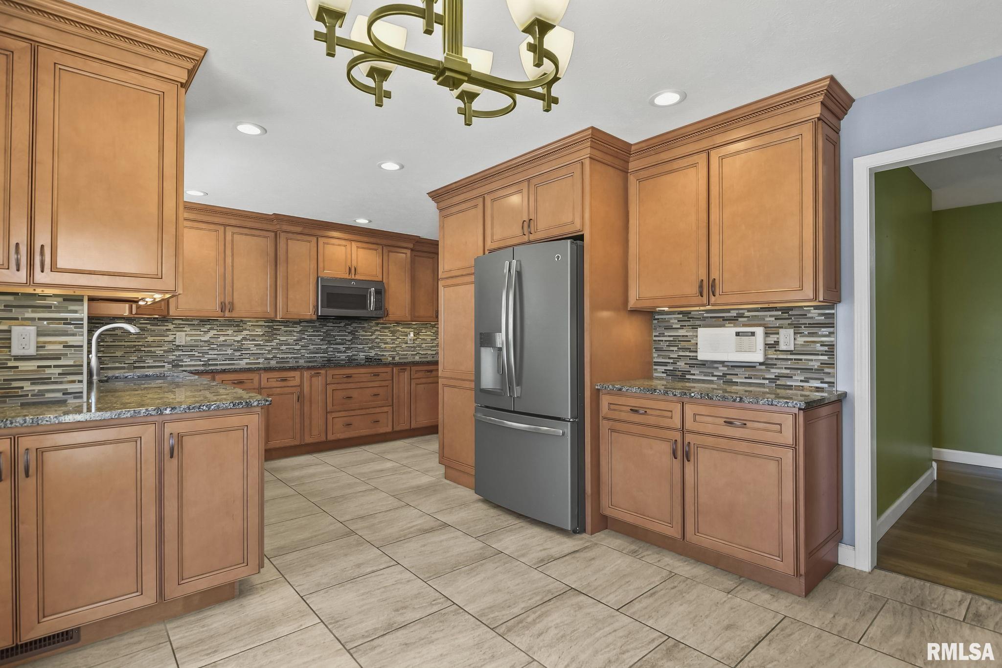 2513 Parsley Lane Springfield, IL 62711 - Photo 19 of 46 Gallery Image 19