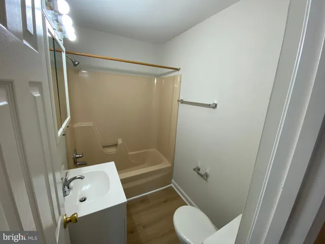 $1,695 | 128 Hickok Circle, Fredericksburg, VA 22401