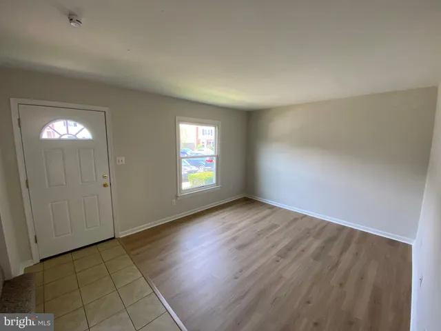 $1,695 | 128 Hickok Circle, Fredericksburg, VA 22401