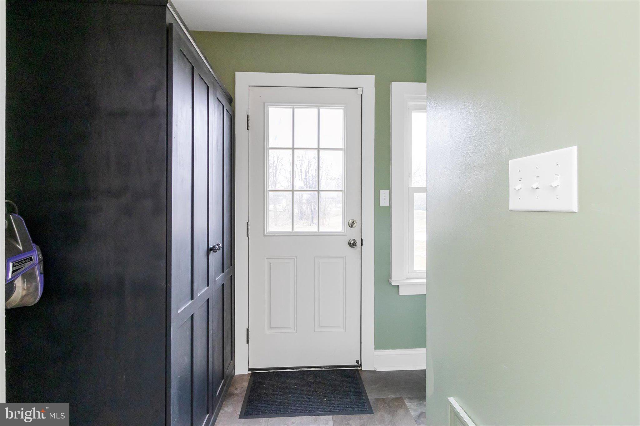 11853 White Hall Road Smithsburg, MD 21783 - Photo 14 of 40 a view of entryway with window