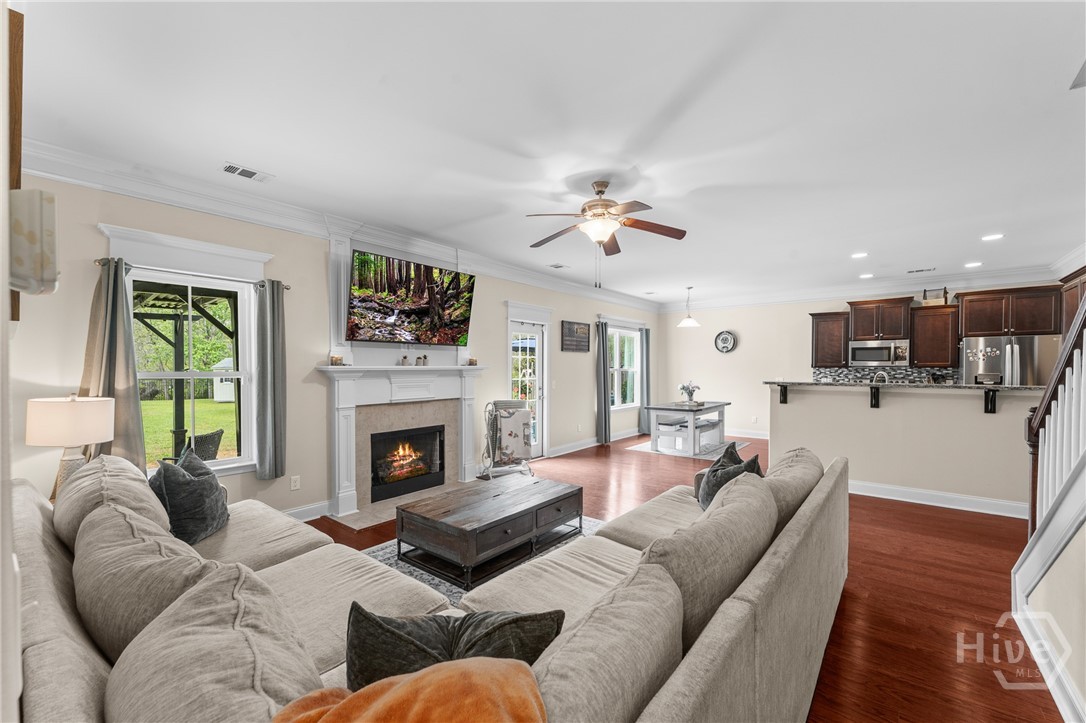 108 Saratoga Drive Rincon, GA 31326 - Photo 16 of 52 Living Room