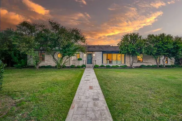 $964,900 | 1319 El Patio Drive, Dallas, TX 75218