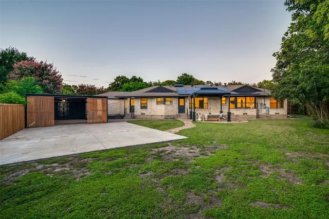 $964,900 | 1319 El Patio Drive, Dallas, TX 75218