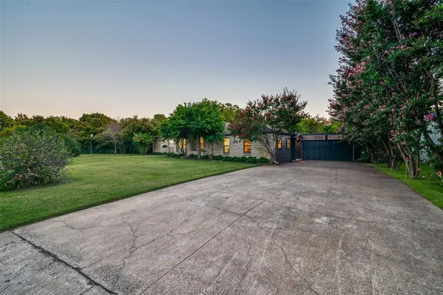 $964,900 | 1319 El Patio Drive, Dallas, TX 75218