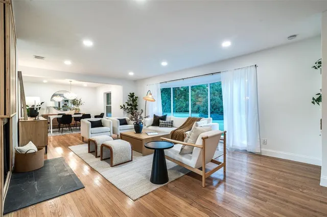 $964,900 | 1319 El Patio Drive, Dallas, TX 75218