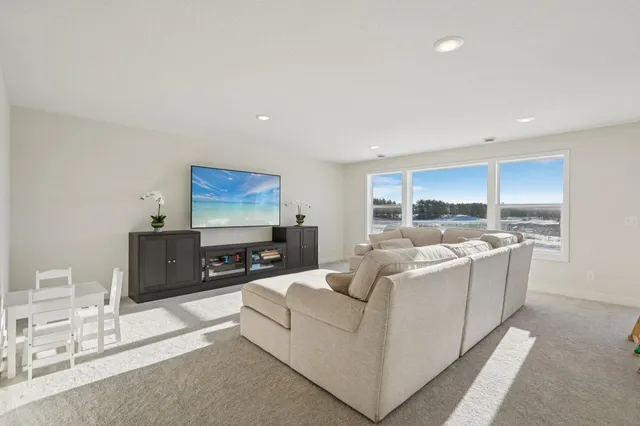 $679,900 | 1197 Gretz Way, New Richmond, WI 54017