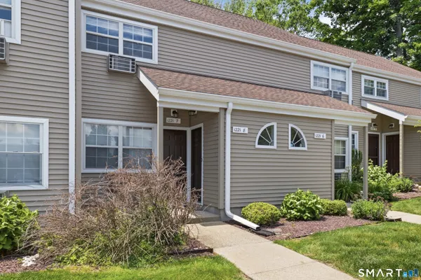$198,000 | 1221 Washington Street, Unit 8, Middletown, CT 06457