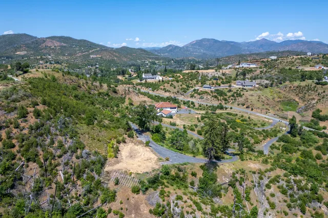 $159,000 | 15691 Old Stage Coach Road, Redding, CA 96001