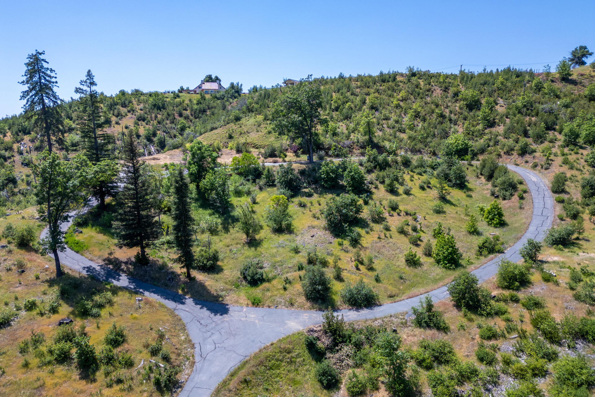 15691 Old Stage Coach Road Redding, CA 96001 - Photo 5 of 19 DJI_0713-HDR