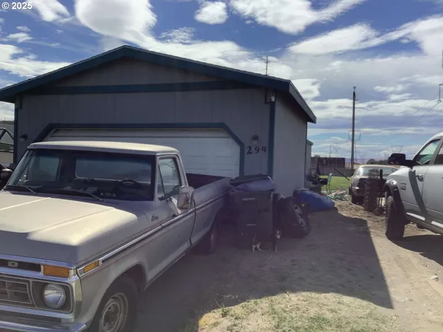 $210,000 | 299 Oregon Trail Boulevard, Boardman, OR 97818