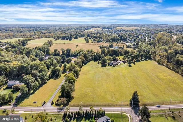 $950,000 | 123 Pickertown, Chalfont, PA 18914