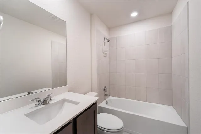 $2,400 | 745 John Adams Court, Fate, TX 75189