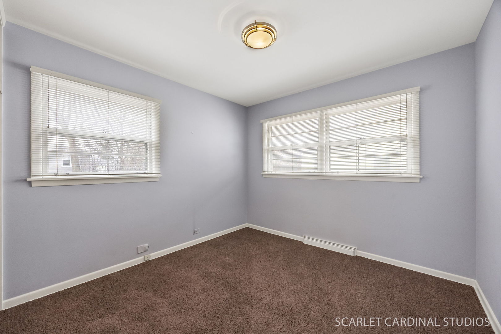 110 Travers Avenue Wheaton, IL 60187 - Photo 10 of 15 an empty room with a window