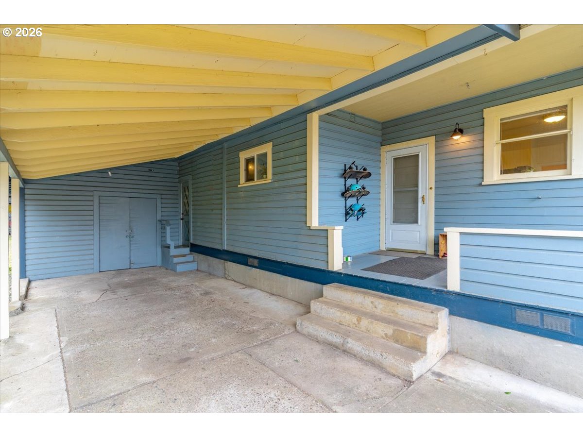 633 Southeast Ash Street Dallas, OR 97338 - Photo 39 of 43