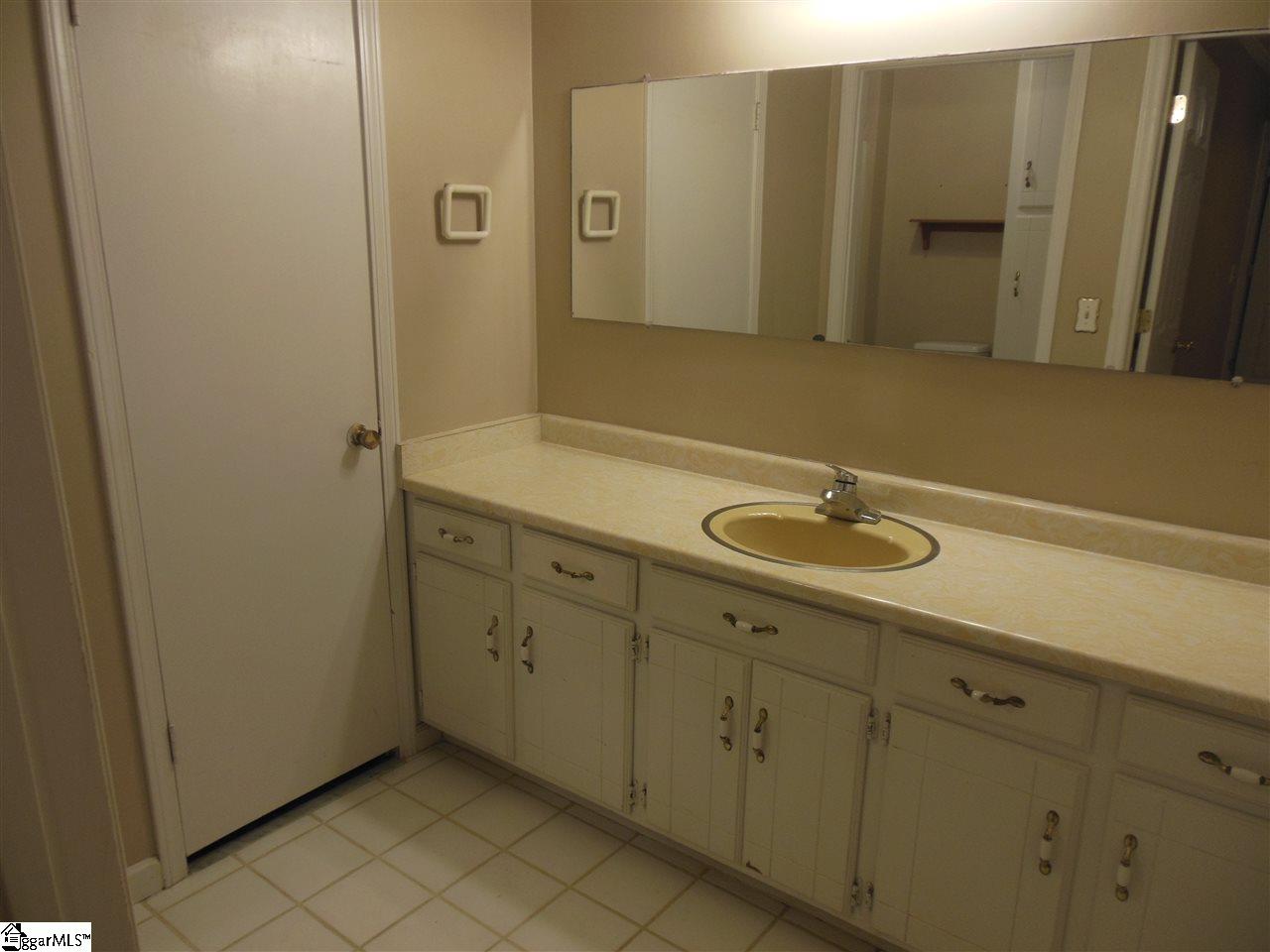 424 Elrod Road Piedmont, SC 29673 - Photo 17 of 28 Gallery Image 17