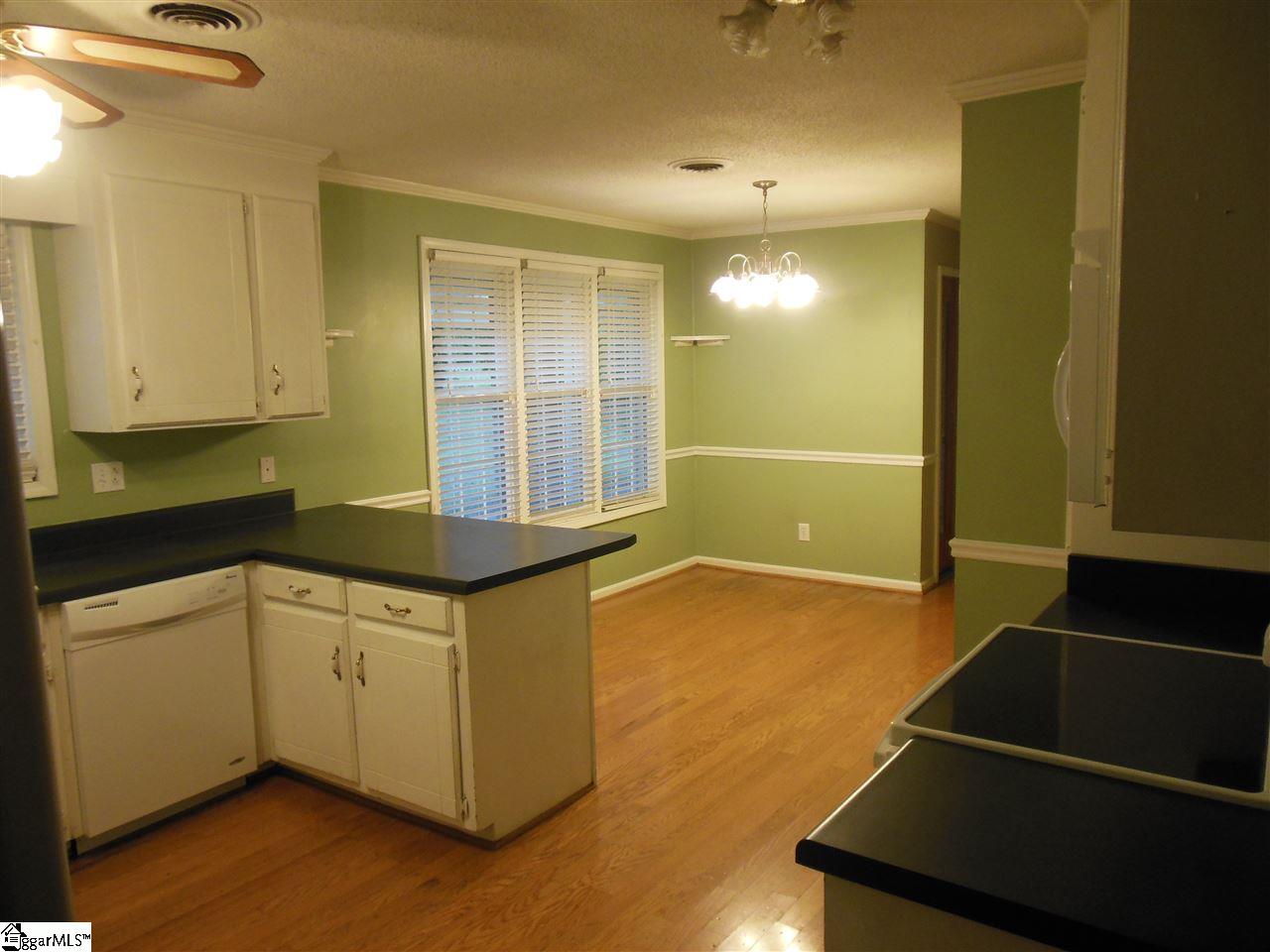 424 Elrod Road Piedmont, SC 29673 - Photo 5 of 28 Gallery Image 5