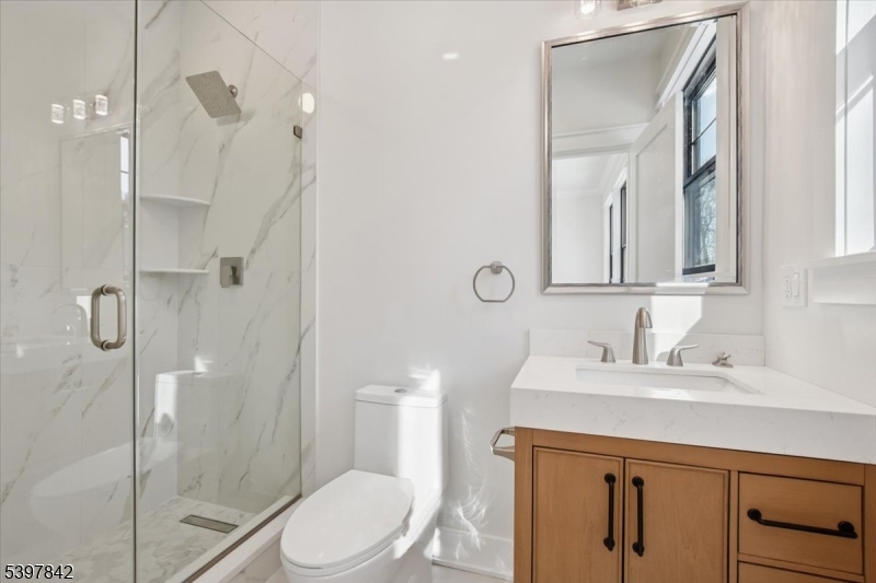 32 Felch Road Florham Park, NJ 07932 - Photo 19 of 44