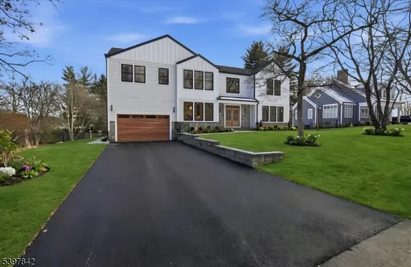 $2,499,999 | 32 Felch Road, Florham Park, NJ 07932