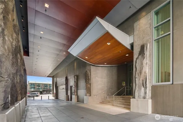 $7,000 | 1521 2nd Avenue, Unit 2502, Seattle, WA 98101