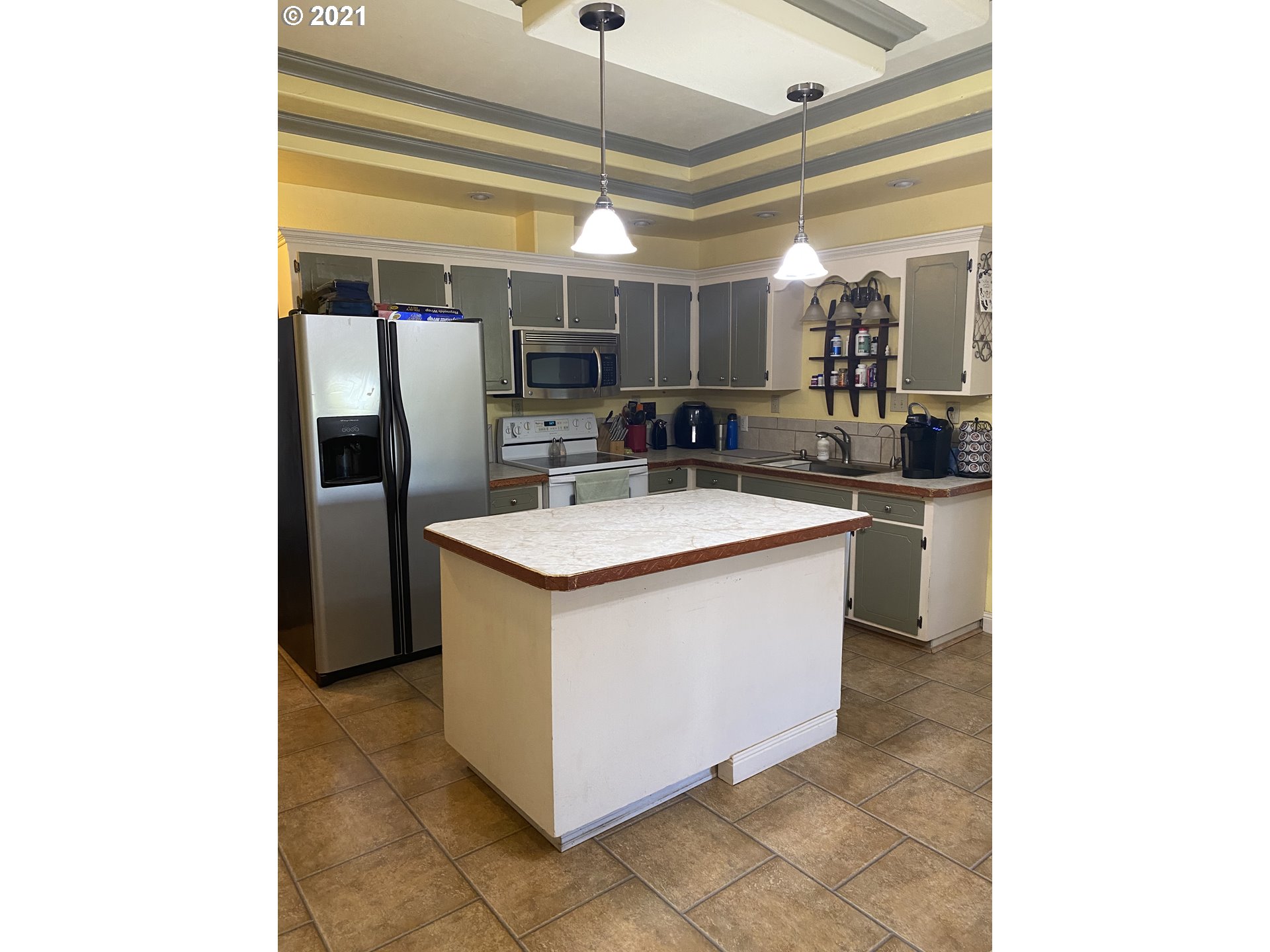 3169 3rd Street Hubbard, OR 97032 - Photo 6 of 21 Gallery Image 6