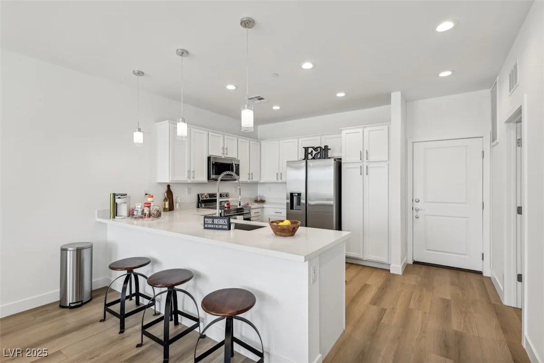 10515 Prospering Valley Way Las Vegas, NV 89166 - Photo 4 of 9