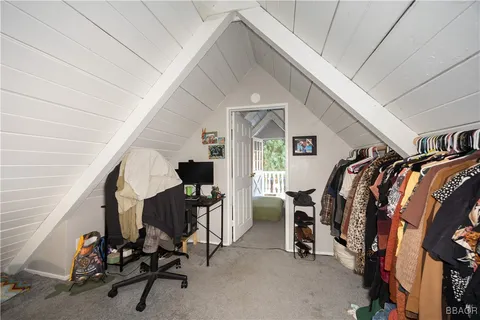 $264,995 | 1025 West Country Club Boulevard, Big Bear City, CA 92314