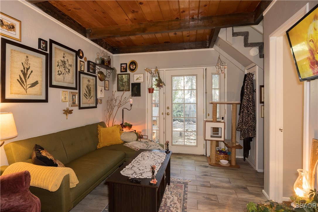 1025 West Country Club Boulevard Big Bear City, CA 92314 - Photo 4 of 17