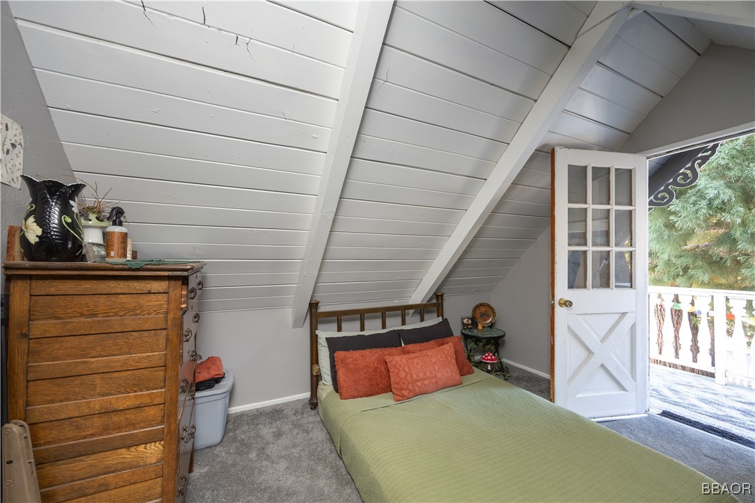 1025 West Country Club Boulevard Big Bear City, CA 92314 - Photo 10 of 17