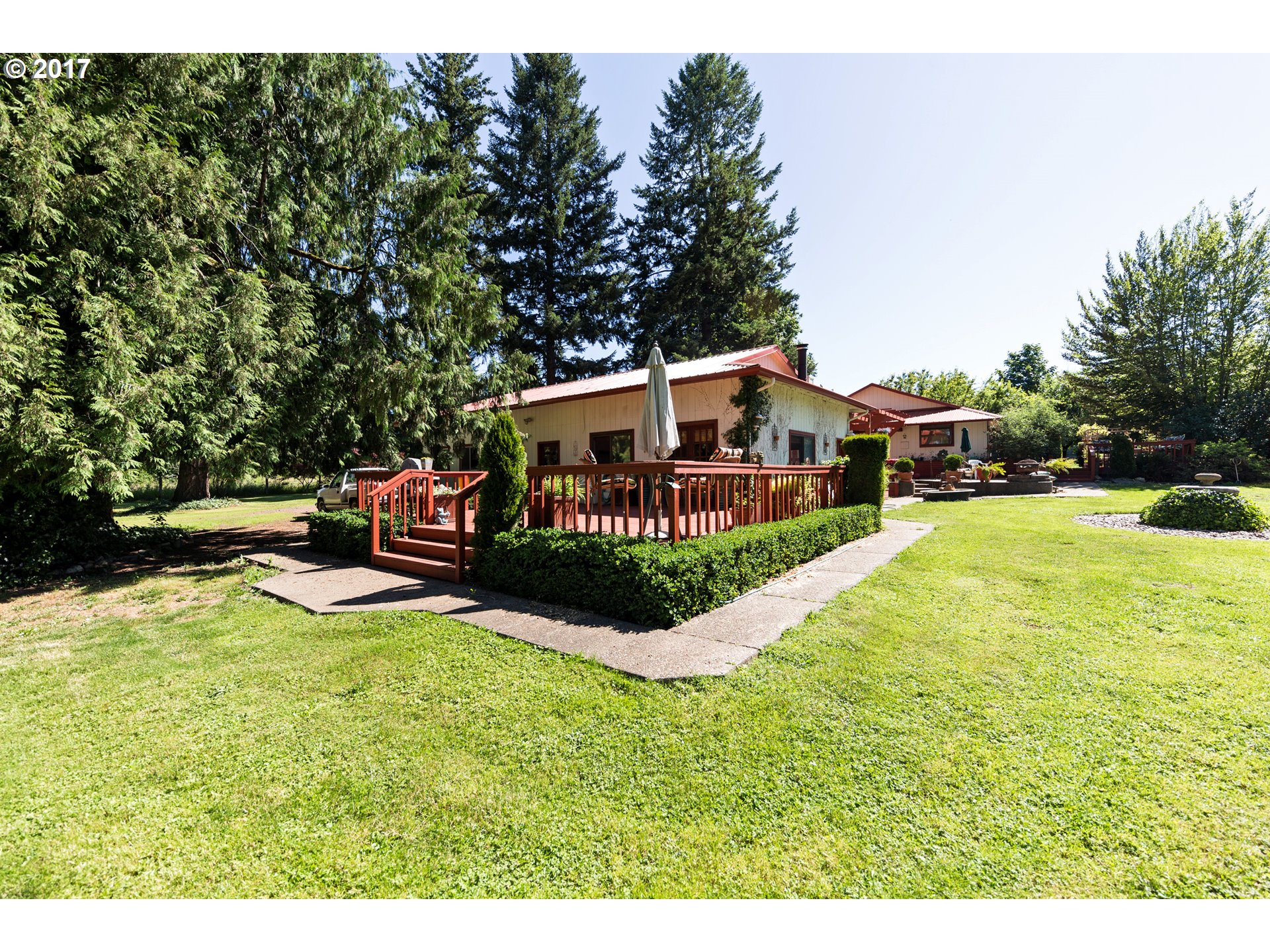 23645 Southeast Howlett Road Eagle Creek, OR 97022 - Photo 26 of 32 Guest Quarters
