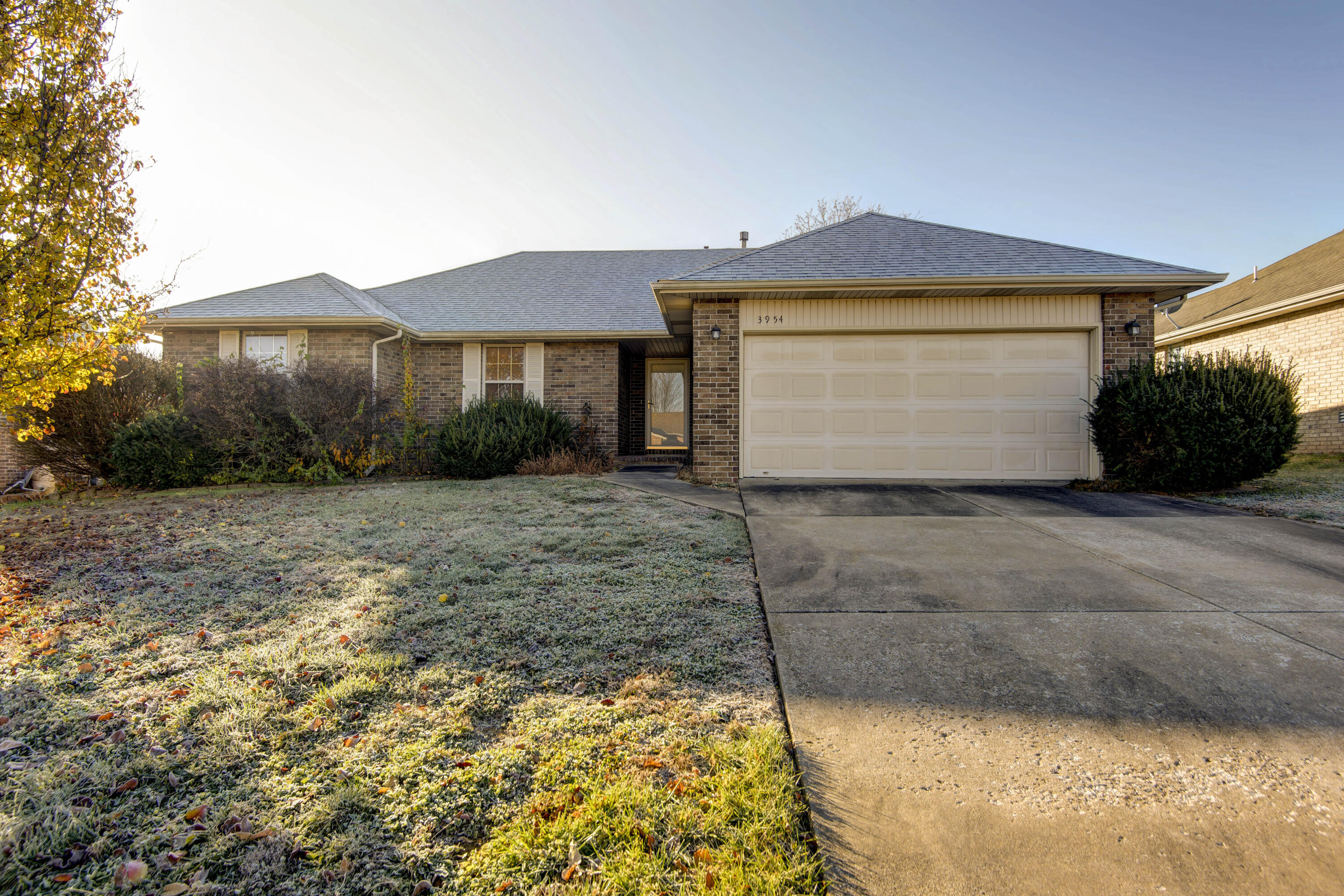 3954 West Swallow Street Springfield, MO 65810 - Photo 1 of 1 Swallow (1)