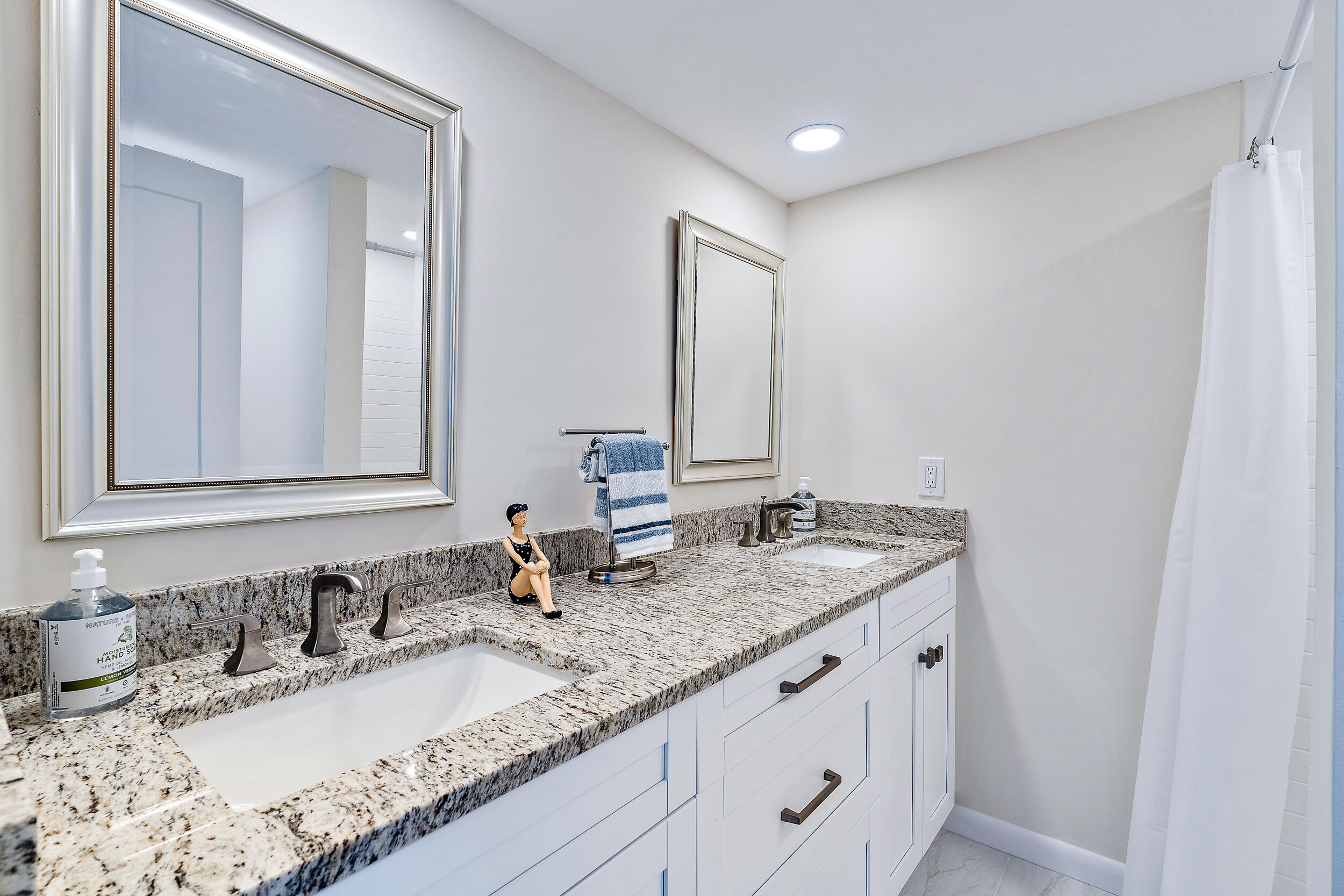 2316 23rd Court Jupiter, FL 33477 - Photo 13 of 23 2316 23rd Ct-41