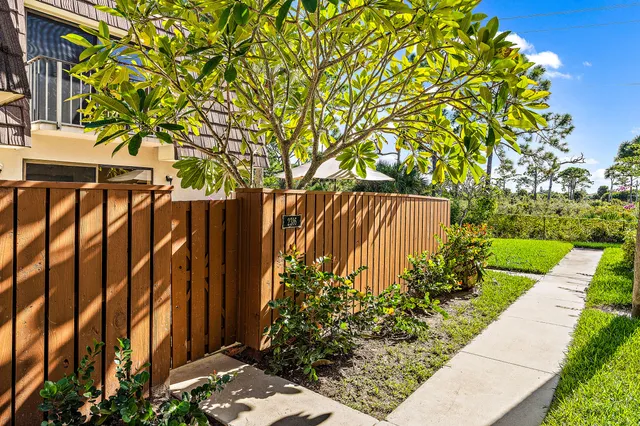 $4,500 | 2316 23rd Court, Jupiter, FL 33477