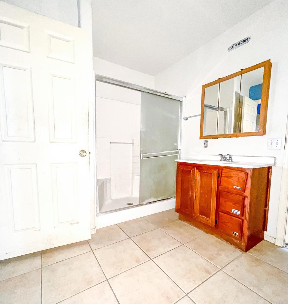 531 Lee Road Imperial, CA 92251 - Photo 13 of 18 a view of front door with entryway